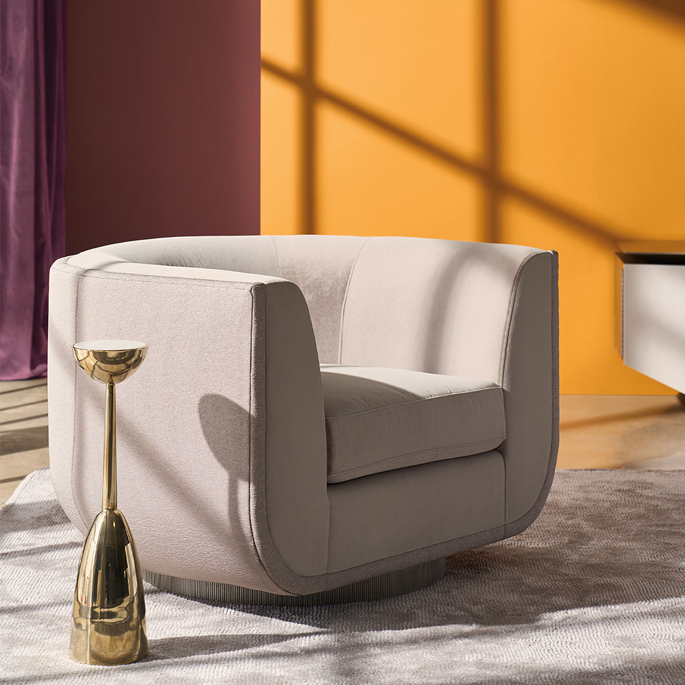 GAMMA ACCENT TABLE
