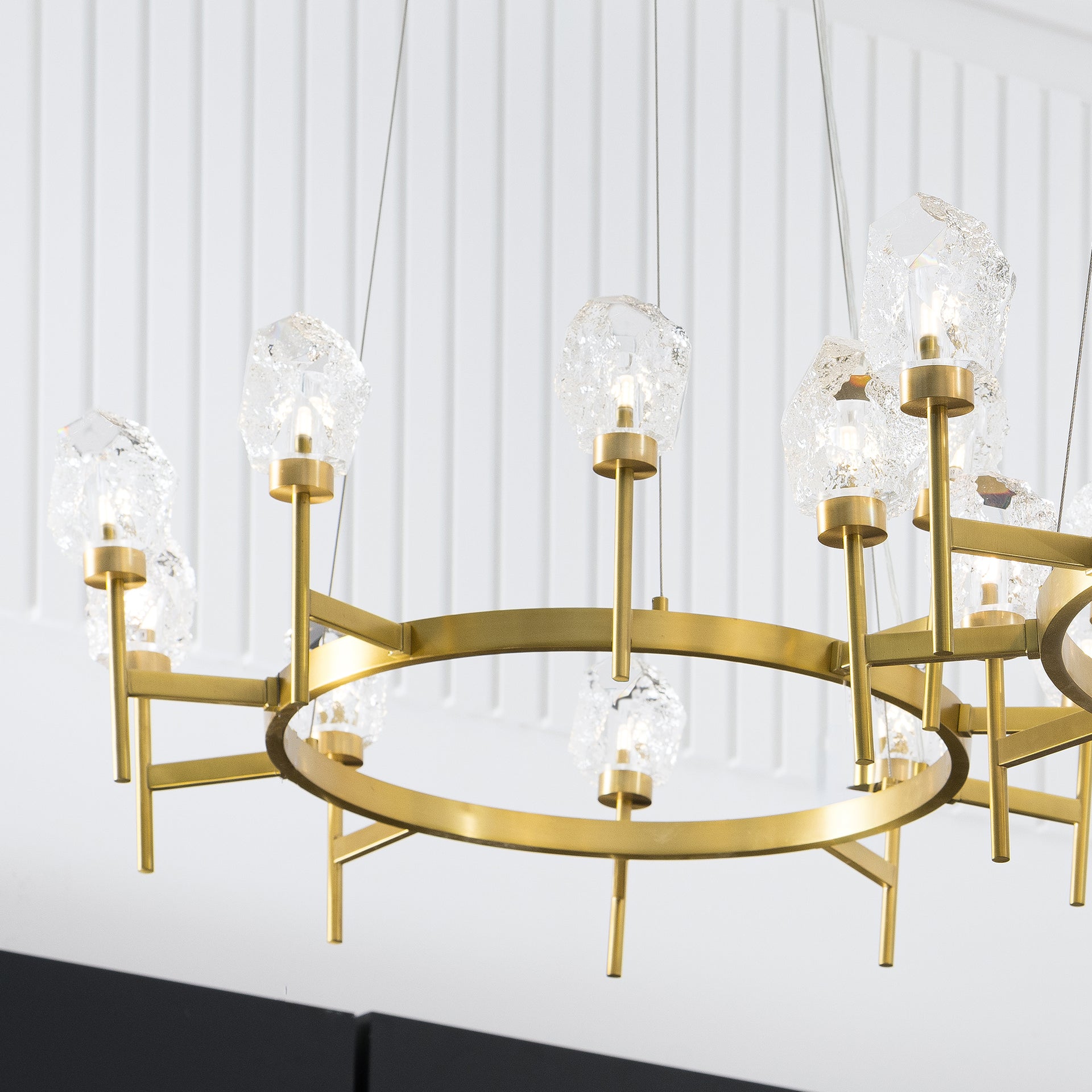 BEATRICE MEDIUM CRYSTAL CHANDELIER