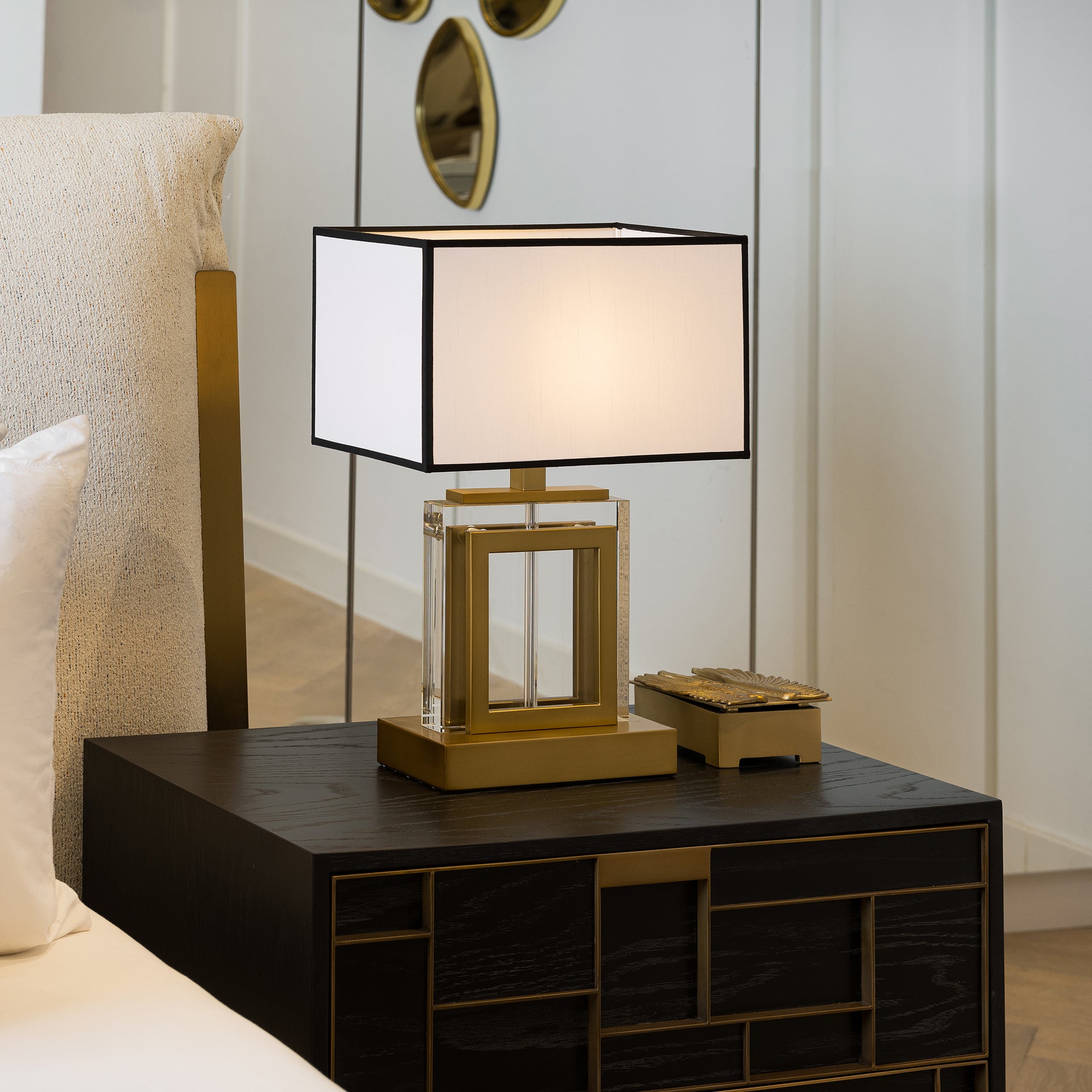 DONNA ANTIQUE BRASS TABLE LAMP