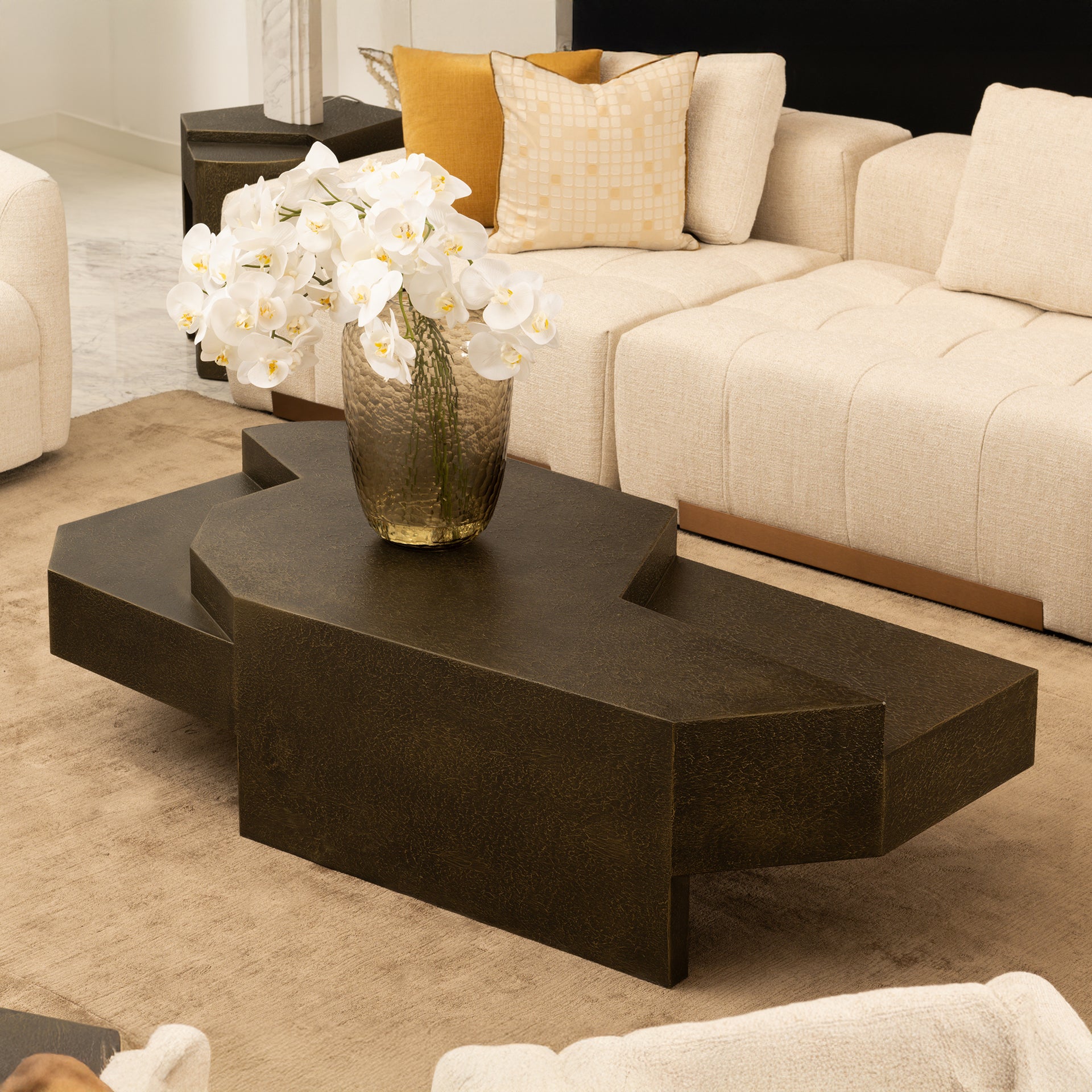 SERVIUS COFFEE TABLE