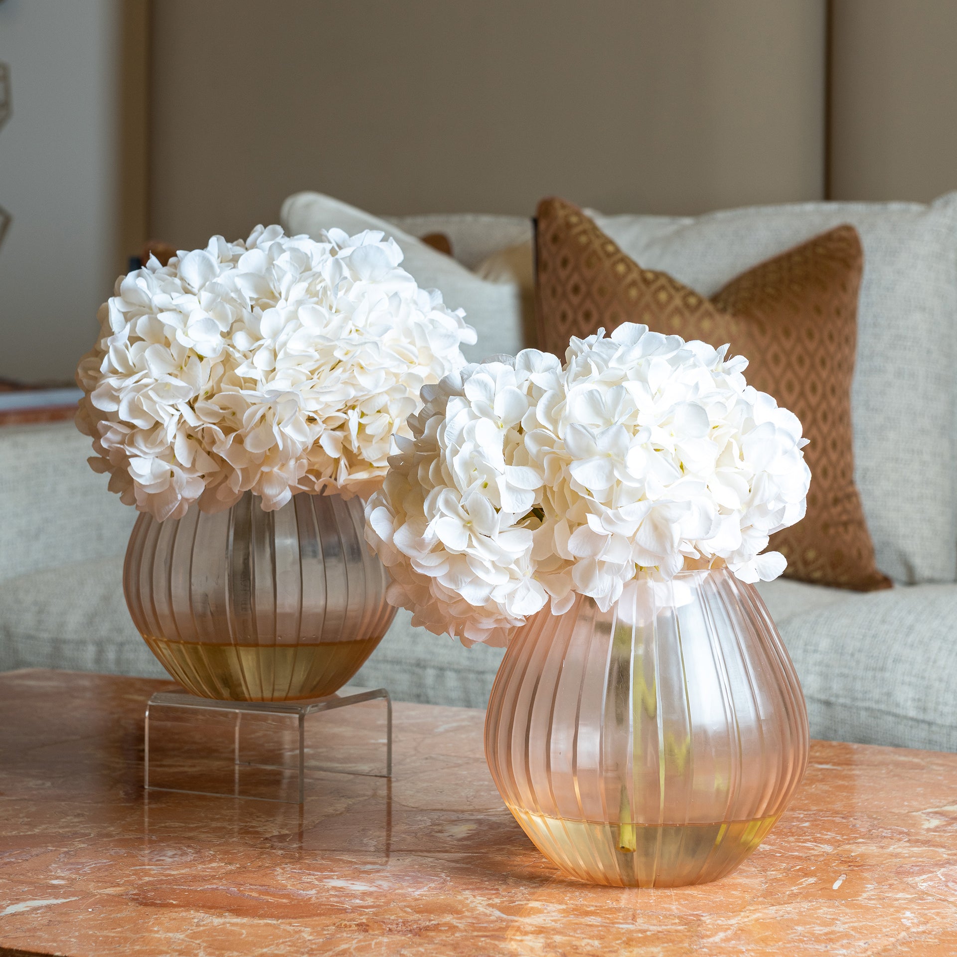 SOFT PEACH VASE