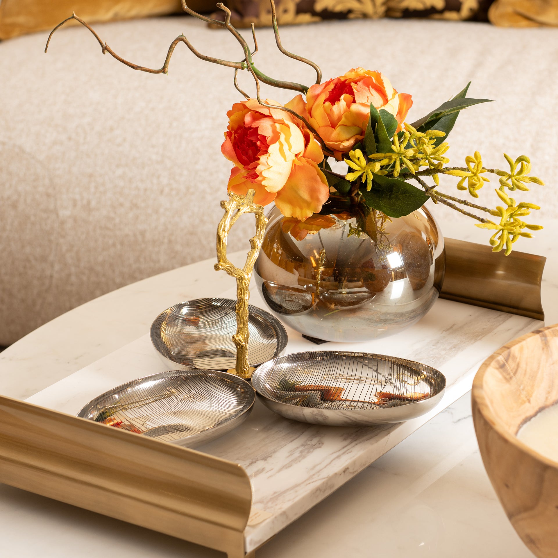 3 NUT DISH WITH WOOD ETCHING HANDLE
