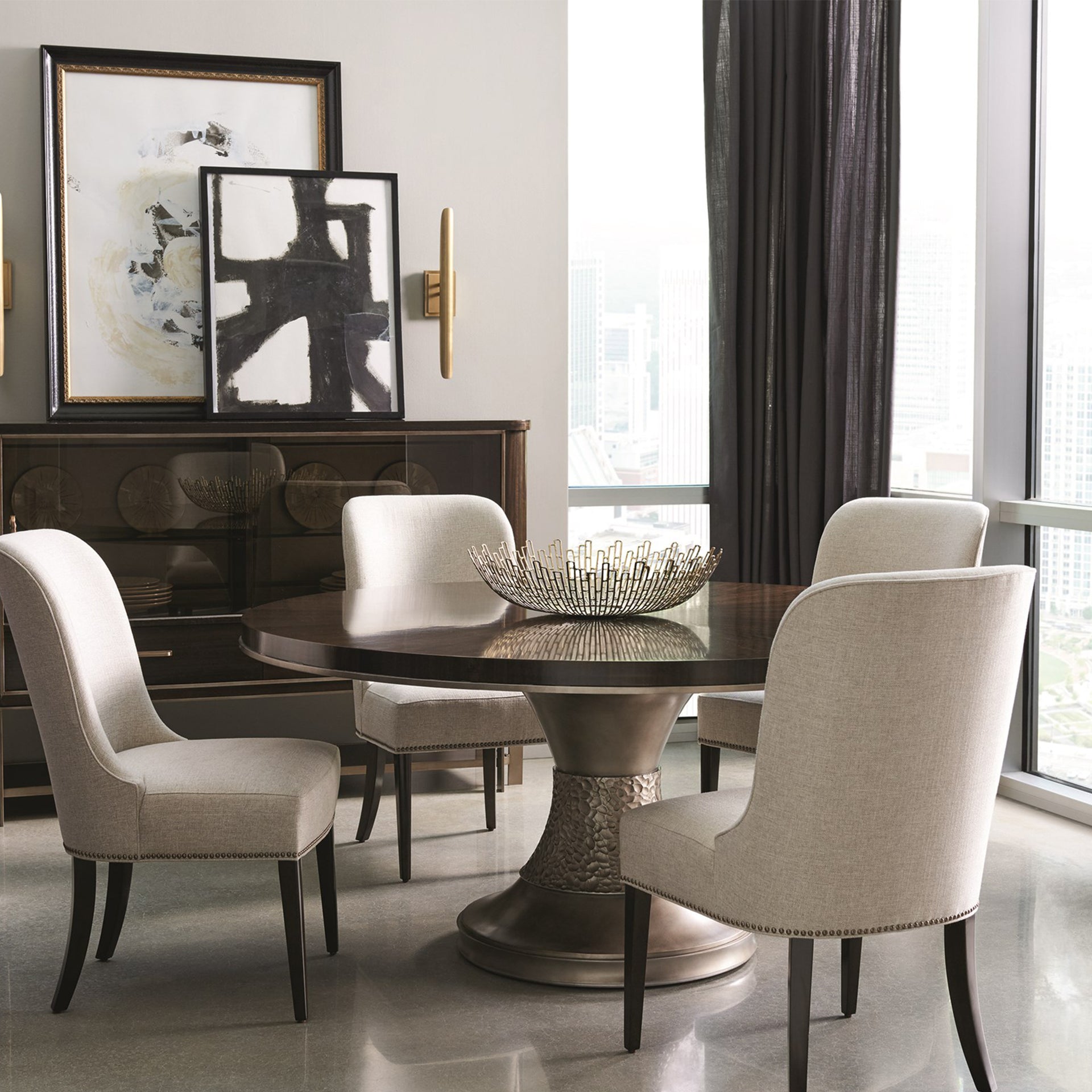 MODERNE DINING TABLE