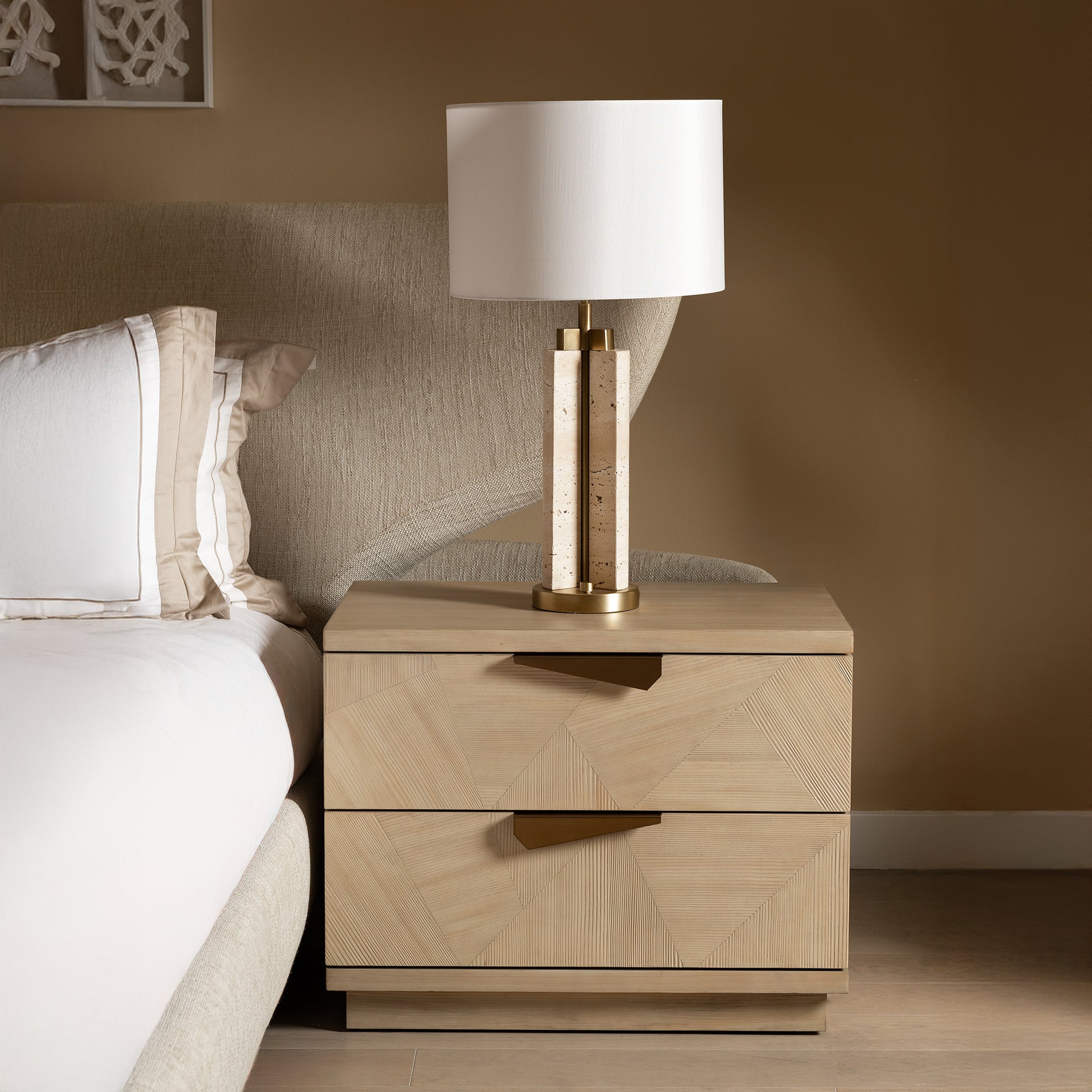 DORIC TRAVERTINE TABLE LAMP