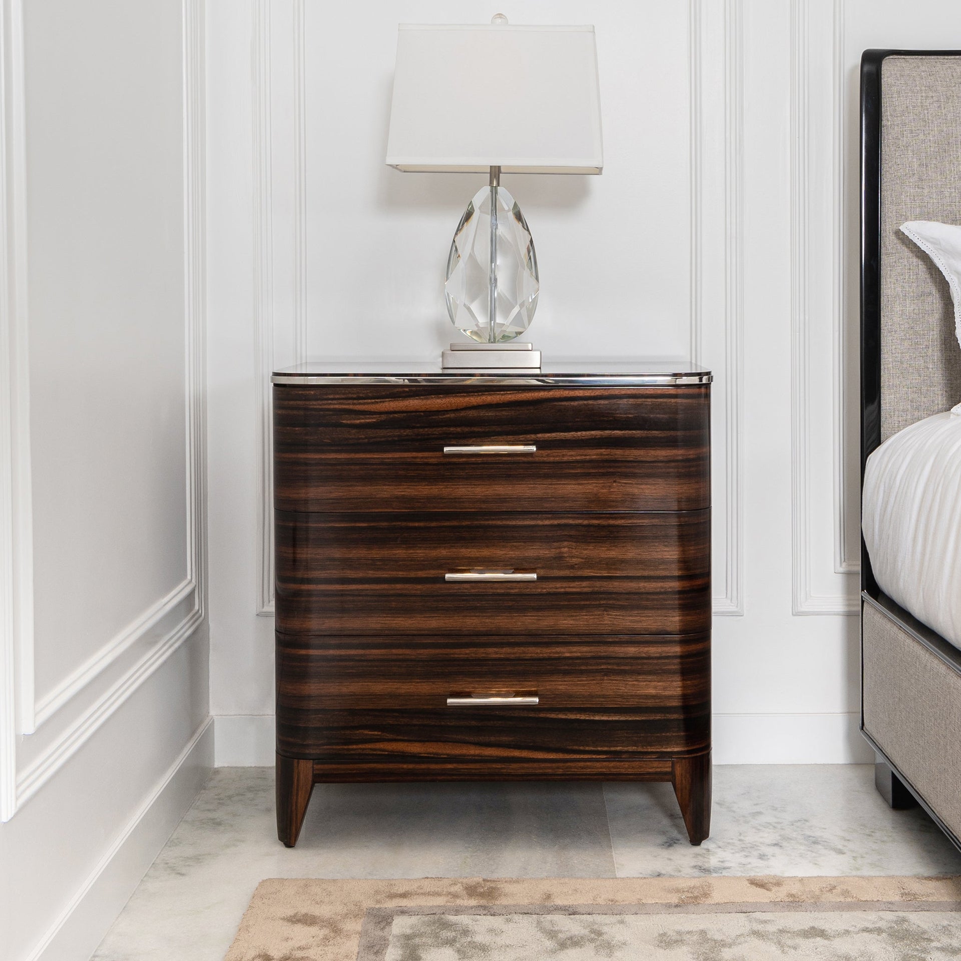 THE KNICKERBOCKER NIGHTSTAND